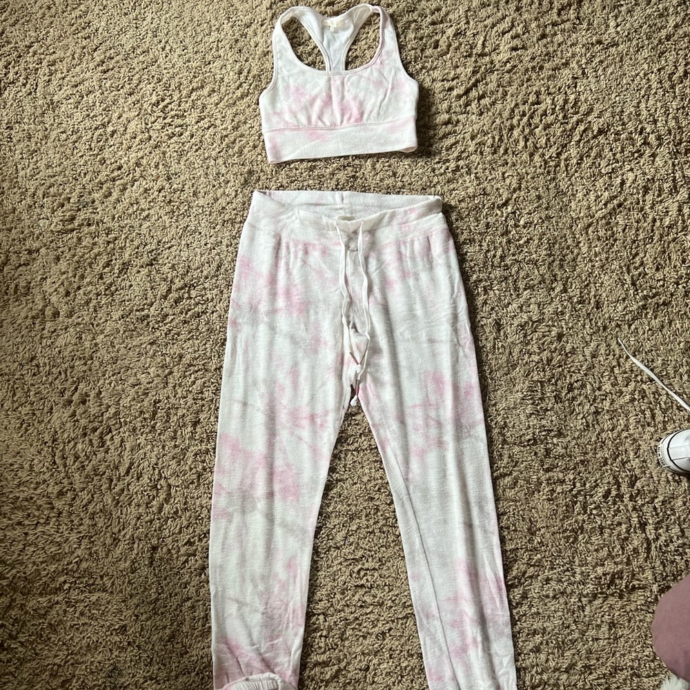 z supply soft pink tie-dye lounge set
